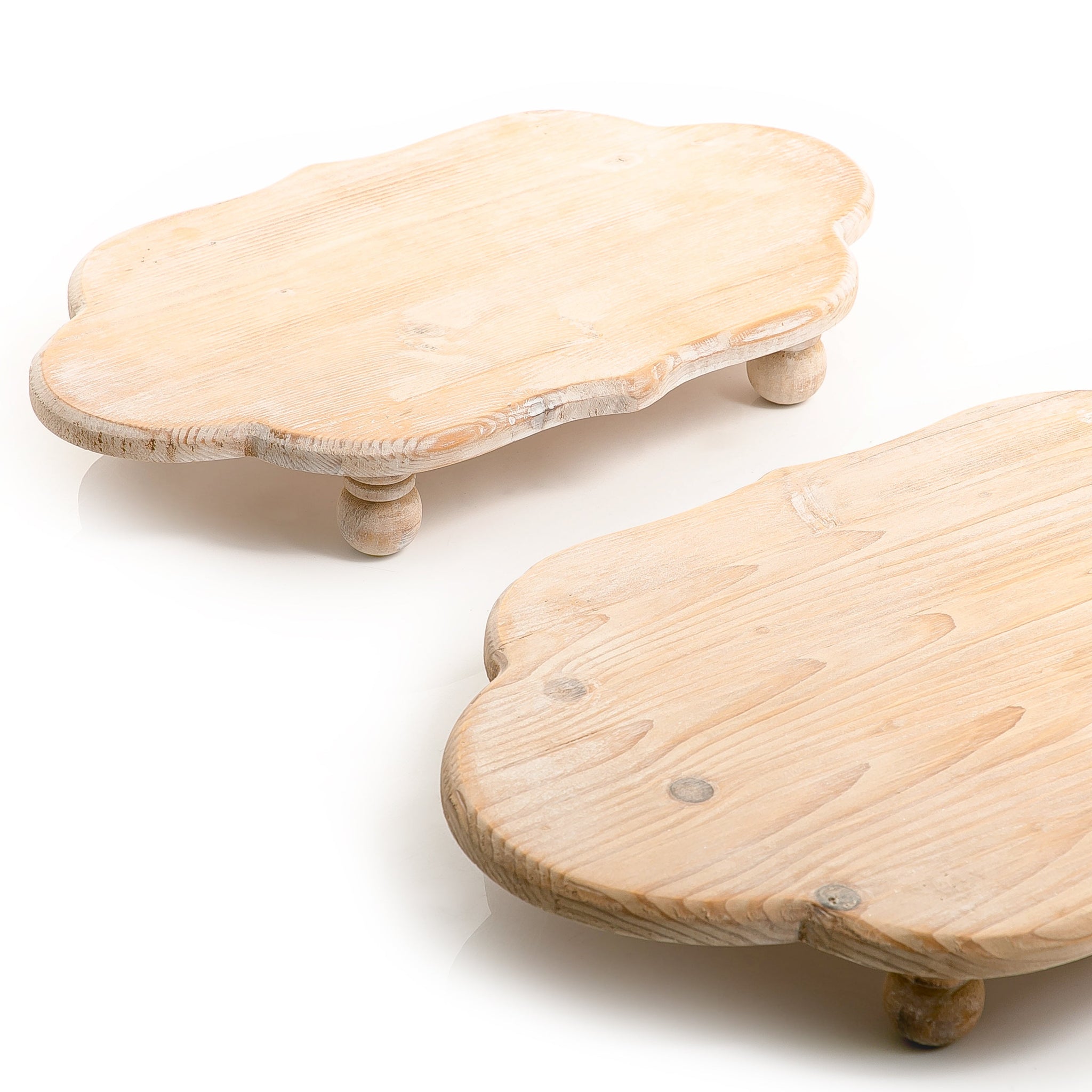 Set of 2 wooden trays
