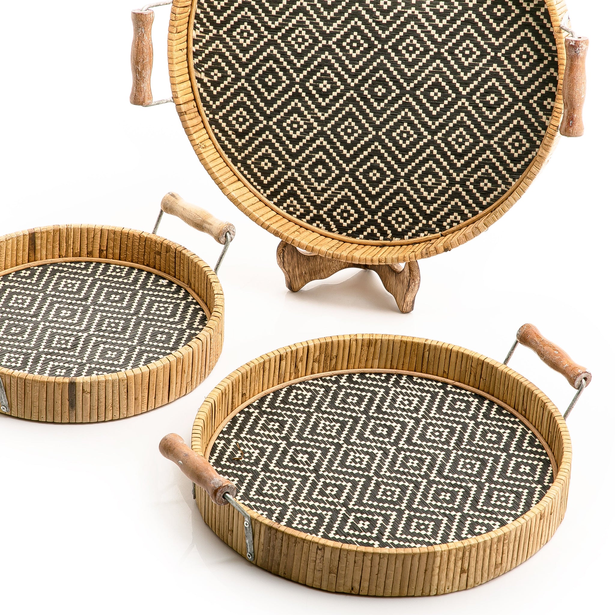 Set of 3 wooden trays