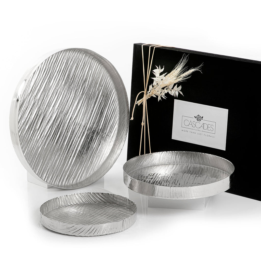 Set of 3 metal trays with gift box