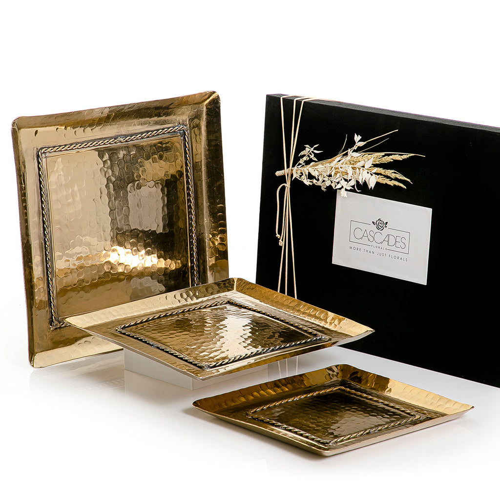 Set of 3 metal trays with gift box