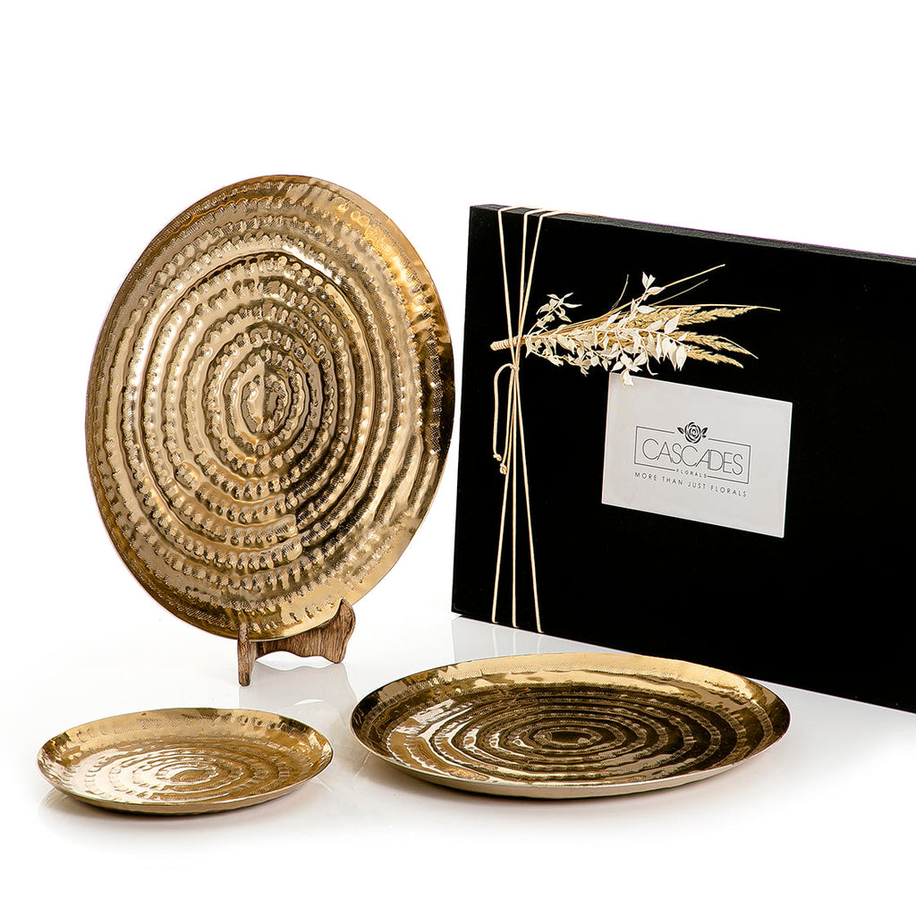 Set of 3 metal trays with gift box