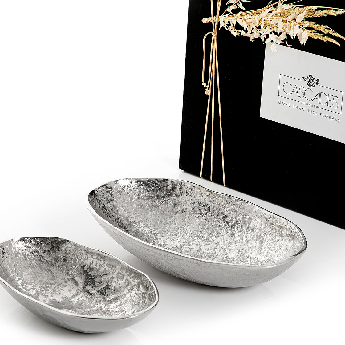 Set of 2 metal bowl with gift box