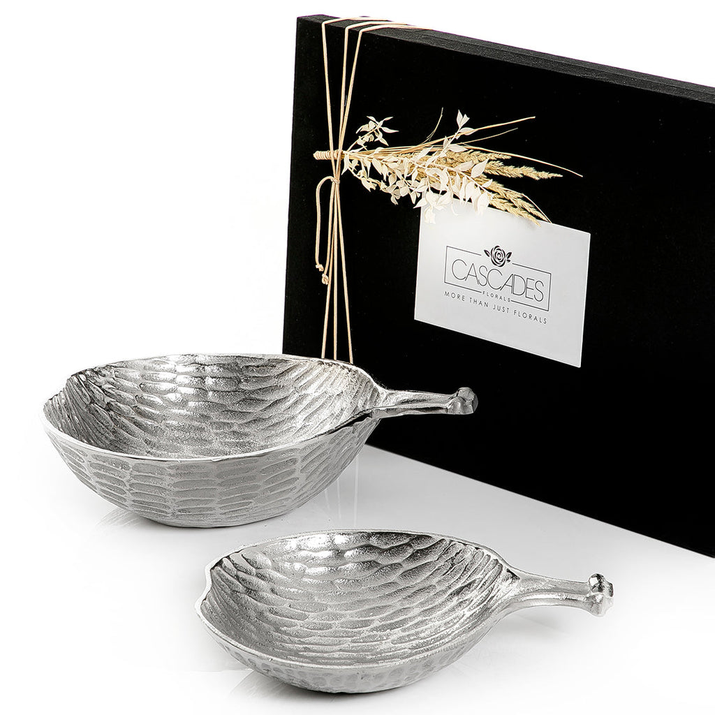 Set of 2 metal bowl with gift box