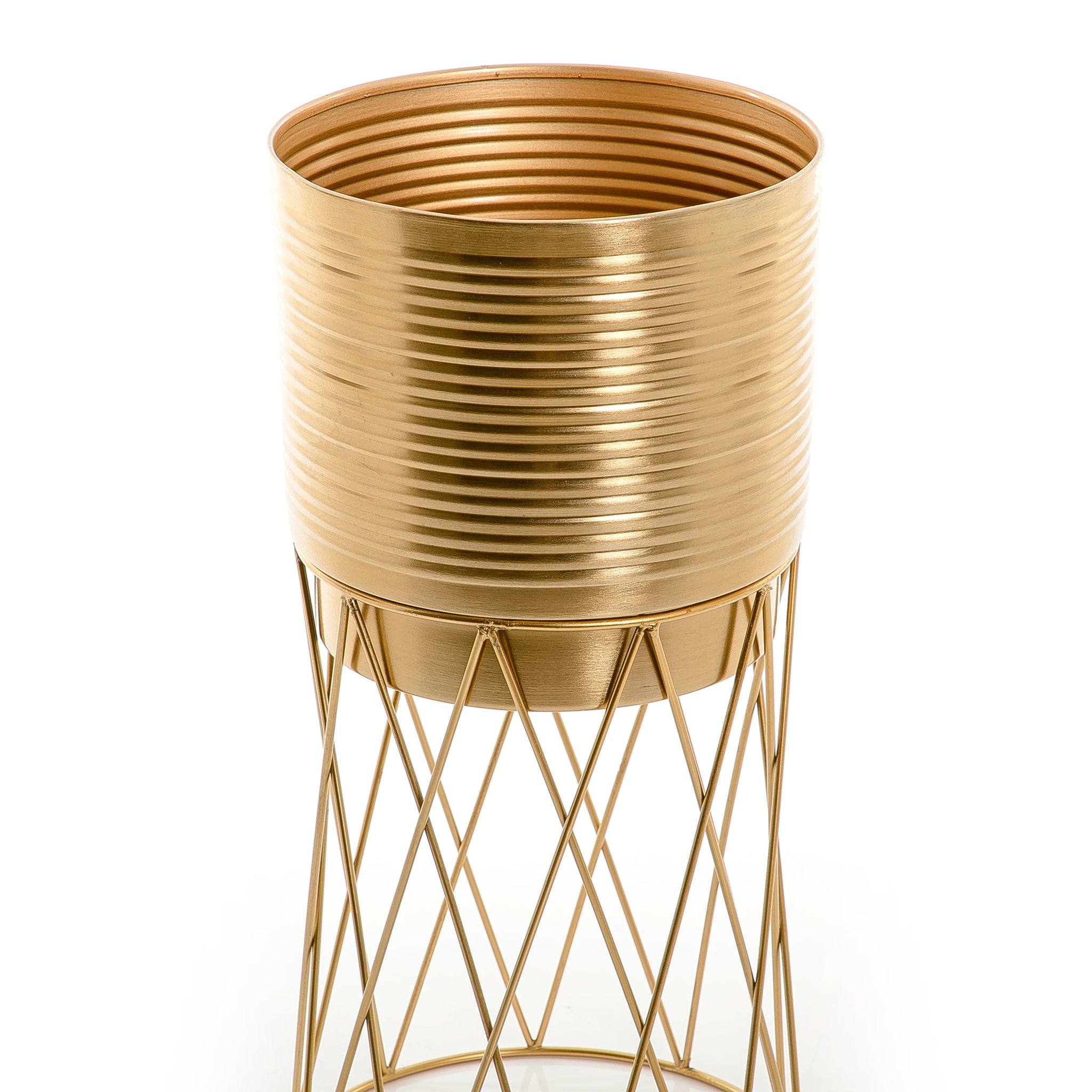 Metal planter with stand