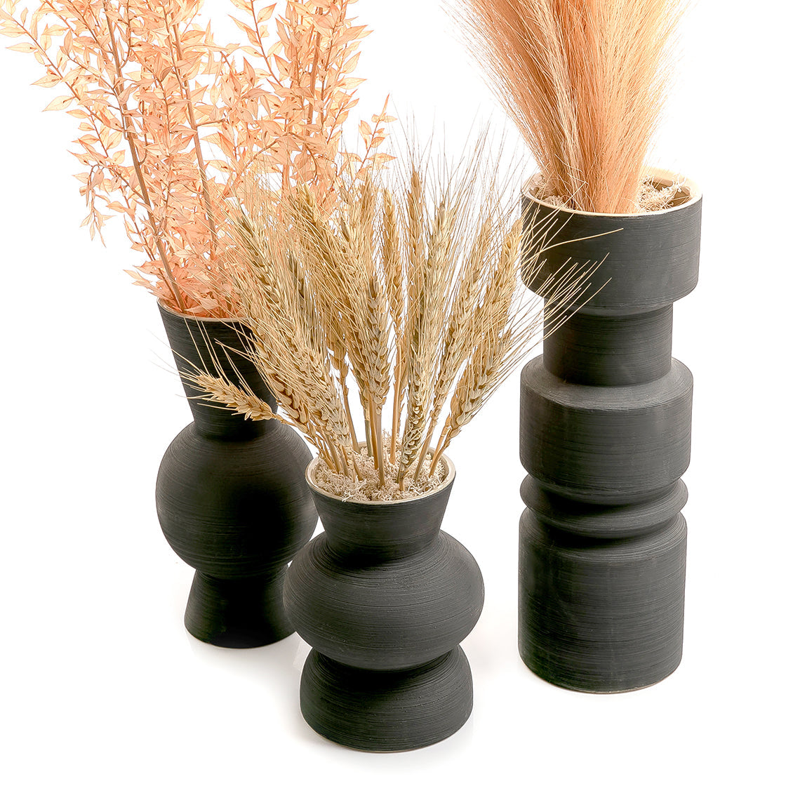 Set of dried flowers