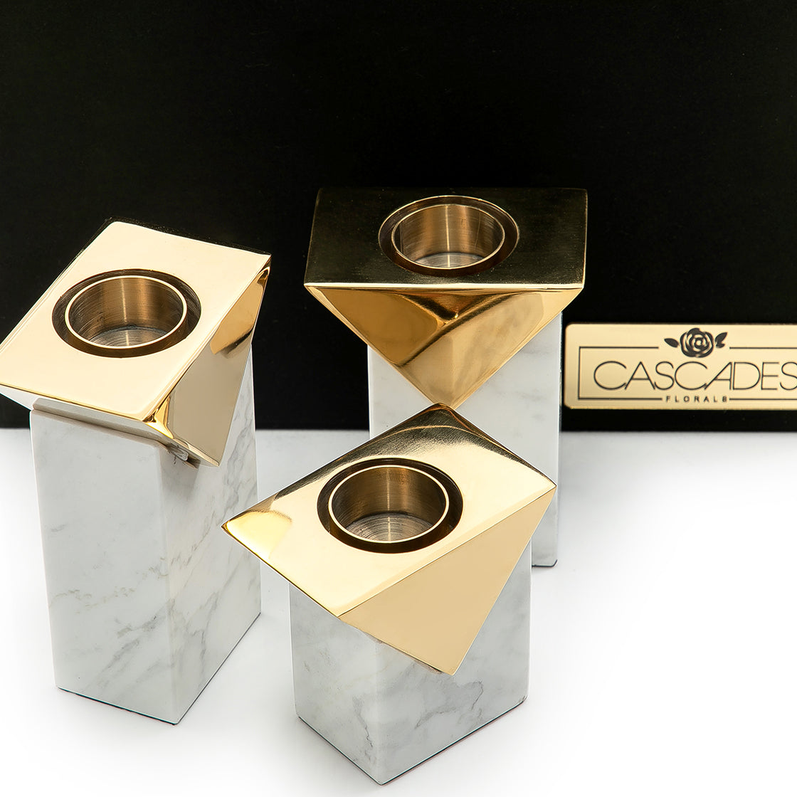 Set of marble mabkhar and candle holder with gift box