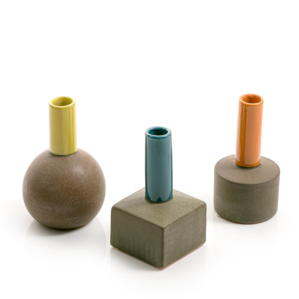 Set of 3 ceramic vases
